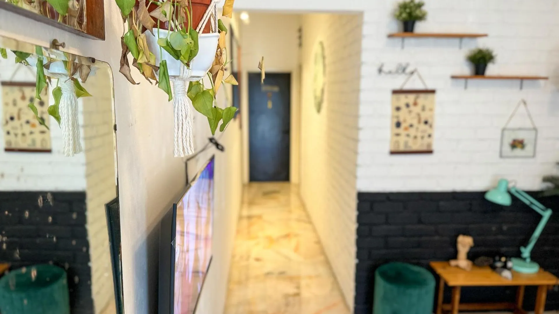 Aeon Station 18L Rainforest & Heritage Ipoh Guest house