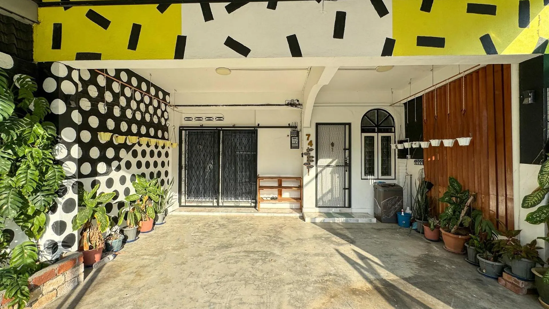 Aeon Station 18L Rainforest & Heritage Ipoh Guest house