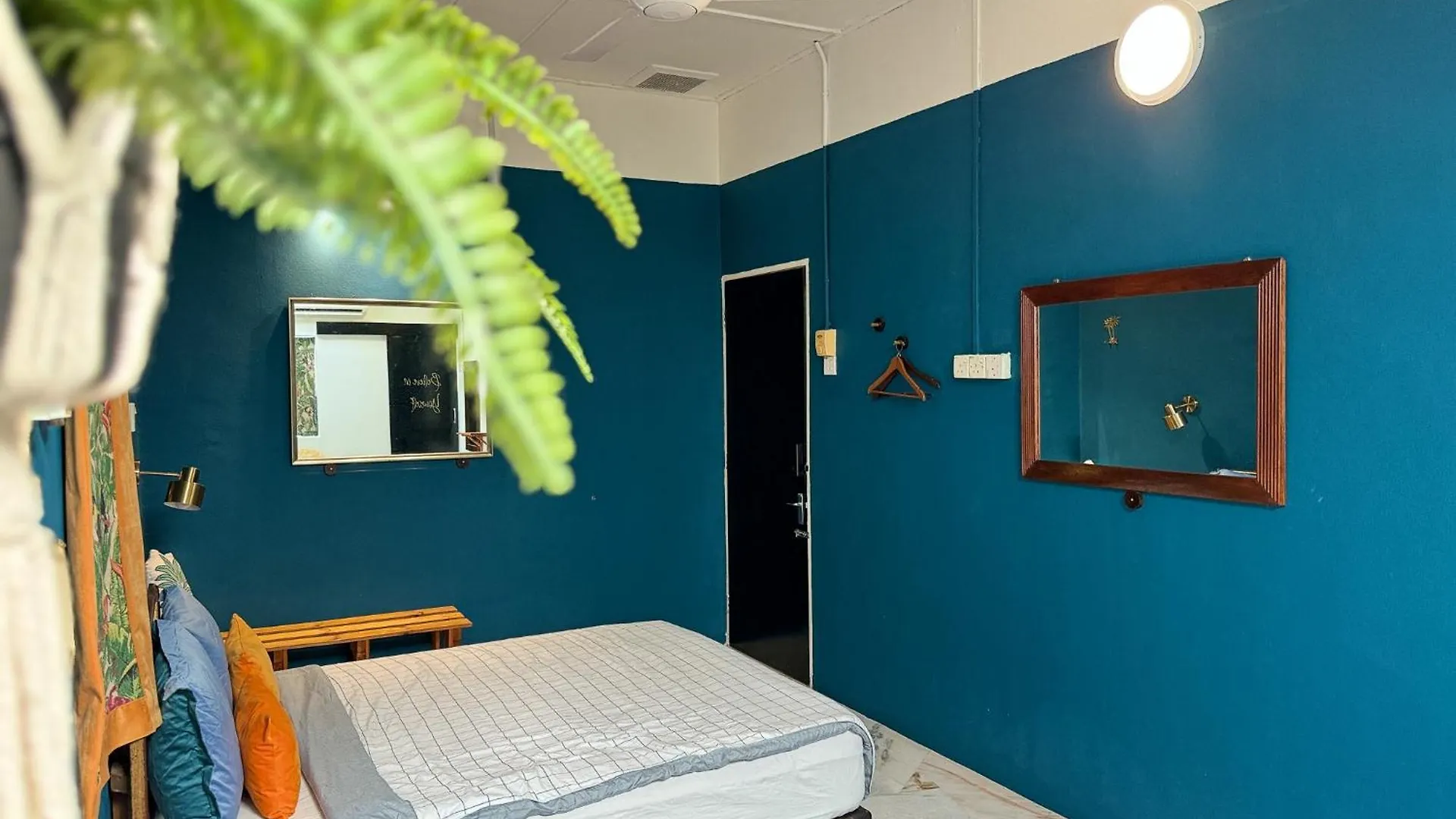 Aeon Station 18L Rainforest & Heritage Ipoh Guest house